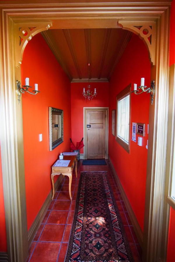 Hotel Sea Breeze Napier Esterno foto
